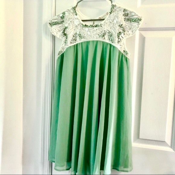 Altar’d State Dress - Picture 2 of 5